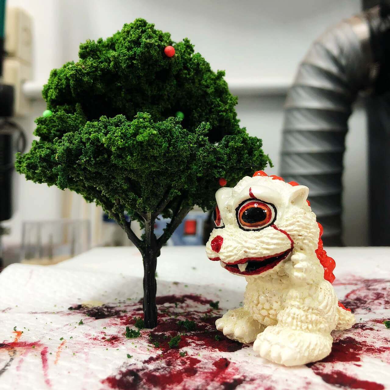 潘尼懷斯小哥吉拉的第2張圖片