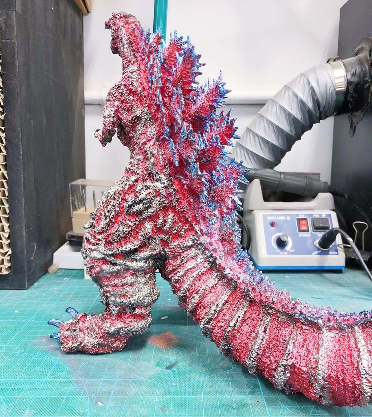 真哥吉拉(夜王配色)的第4張圖片