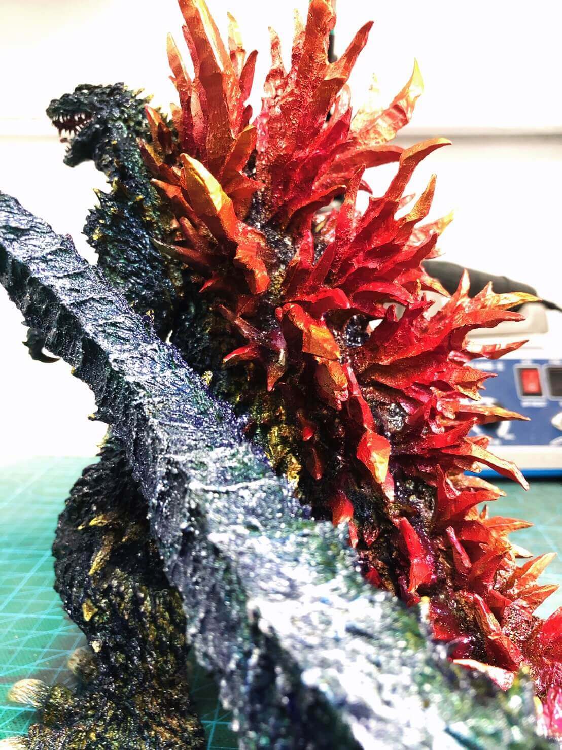 千禧哥吉拉(金屬感上色)的第6張圖片