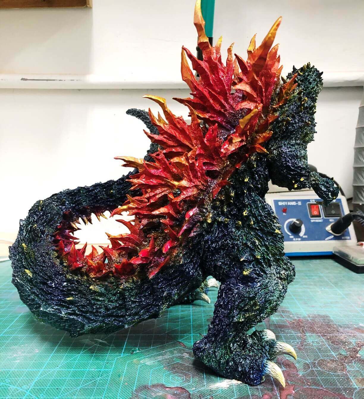 千禧哥吉拉(金屬感上色)的第7張圖片